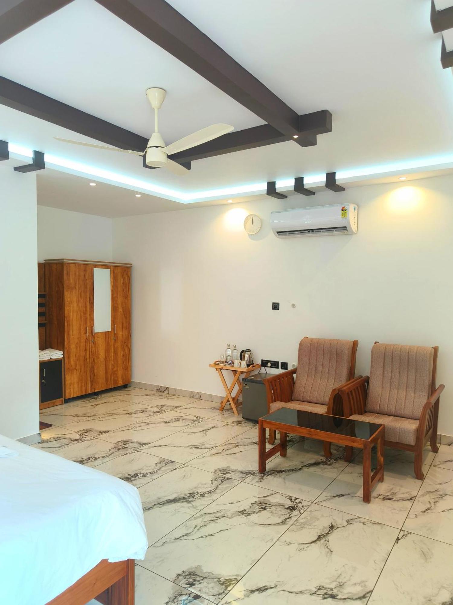 Wavealokam Beach Retreat Varkala Extérieur photo