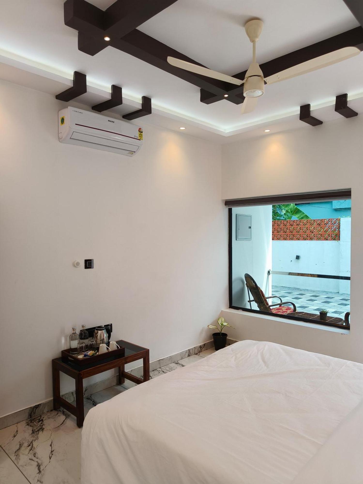 Wavealokam Beach Retreat Varkala Extérieur photo