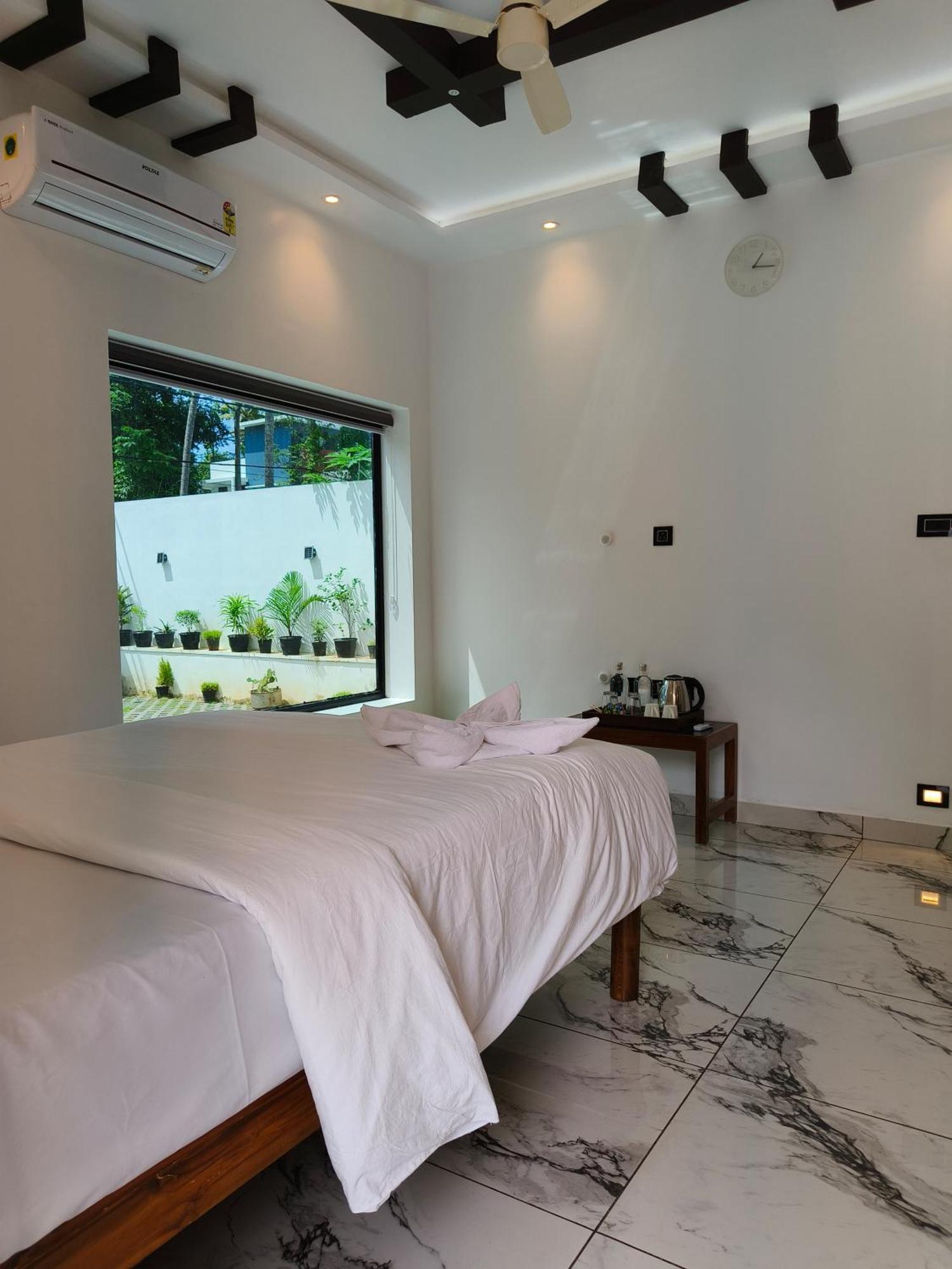 Wavealokam Beach Retreat Varkala Extérieur photo